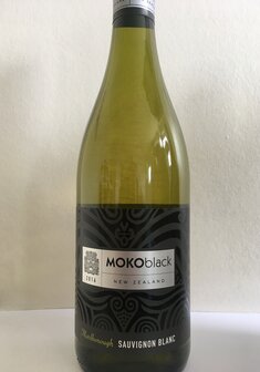 MOKO Black Sauvignon Blanc
